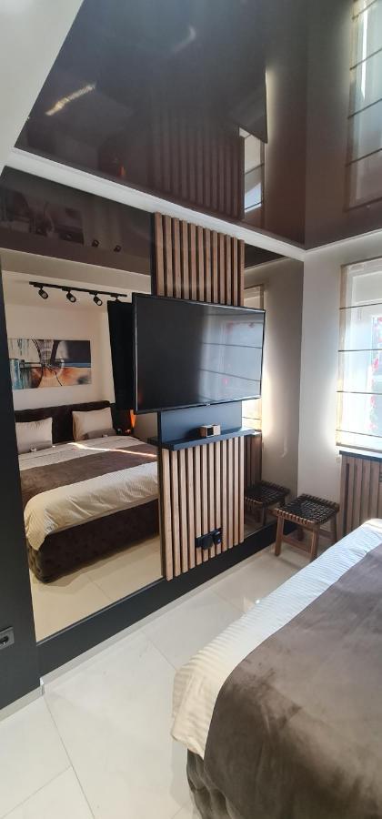 Design Apartment Platinium Spa Lux 5 Star "Havana" Completely Private Wellness & Spa Free Included Sauna & Jacuzzi & Salt Wall & Fire Place & 3D Ceilings & Business Wifi & Netflix & Keyless Code Entry & Full Smart App & Secure 2 Parking Place Τσούπρια Εξωτερικό φωτογραφία