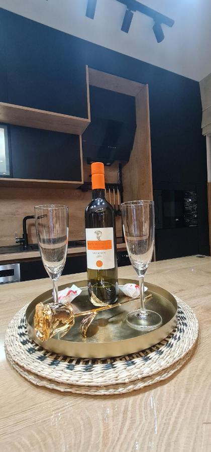 Design Apartment Platinium Spa Lux 5 Star "Havana" Completely Private Wellness & Spa Free Included Sauna & Jacuzzi & Salt Wall & Fire Place & 3D Ceilings & Business Wifi & Netflix & Keyless Code Entry & Full Smart App & Secure 2 Parking Place Τσούπρια Εξωτερικό φωτογραφία