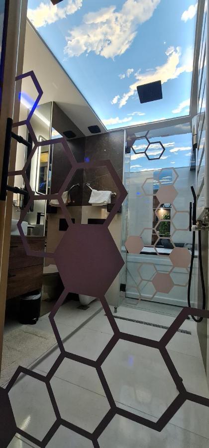 Design Apartment Platinium Spa Lux 5 Star "Havana" Completely Private Wellness & Spa Free Included Sauna & Jacuzzi & Salt Wall & Fire Place & 3D Ceilings & Business Wifi & Netflix & Keyless Code Entry & Full Smart App & Secure 2 Parking Place Τσούπρια Εξωτερικό φωτογραφία