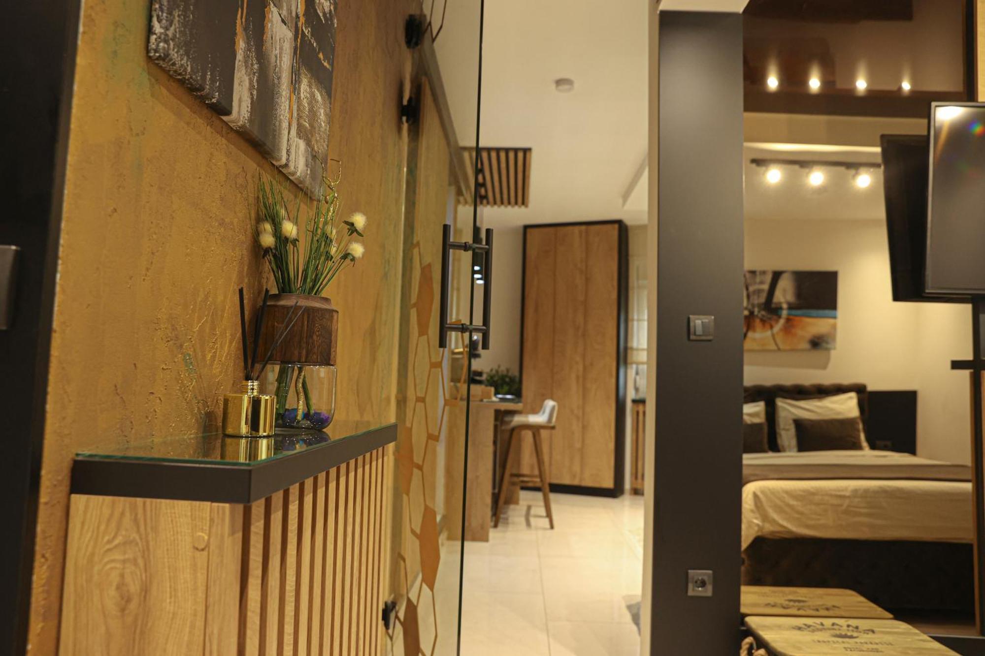 Design Apartment Platinium Spa Lux 5 Star "Havana" Completely Private Wellness & Spa Free Included Sauna & Jacuzzi & Salt Wall & Fire Place & 3D Ceilings & Business Wifi & Netflix & Keyless Code Entry & Full Smart App & Secure 2 Parking Place Τσούπρια Εξωτερικό φωτογραφία
